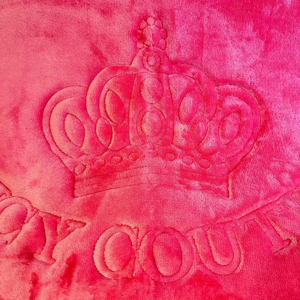 Juicy Couture Bath Rug Women 20x30 Azalea Pink New Crown Memory Foam Mat